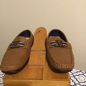 🔥Best offer, new no box, boys size 3 M, loafers gorgeous